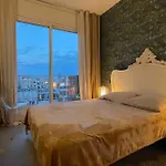 Apartment Spacious Penthouse With Big Private Terrace & View *
