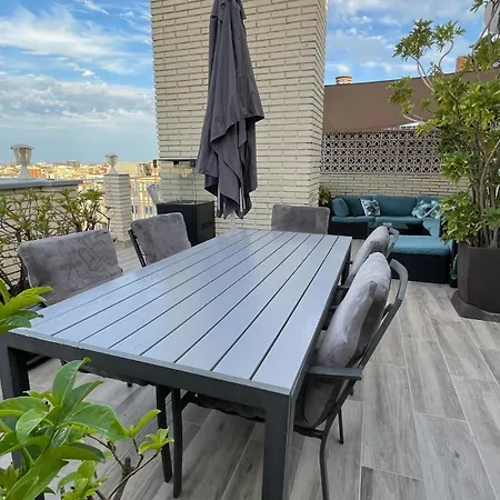 Spacious Penthouse With Big Private Terrace & View Apartmán Barcelona